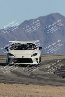 media/Oct-24-2025-Doghouse Garage (Fri) [[783d2ff07a]]/3-Intermediate/Session 3 (Turn 12)/